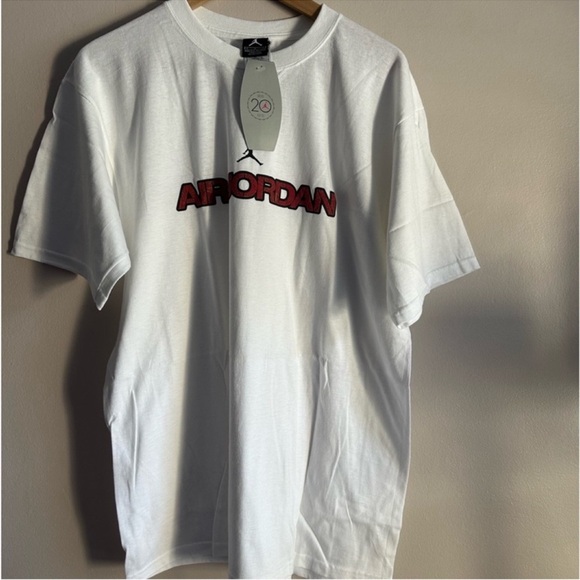 Nike Other - VINTAGE NEW NIKE AIR JORDAN WHITE LASER 4 BACK GRAPHIC T-SHIRT SIZE M